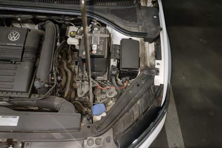 Used Volkswagen Sagitar 2020 280TSI DSG Comfort Version China VI Standard Engine Bay Left