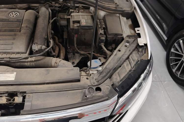 Used Volkswagen Sagitar 2020 200TSI DSG Comfort Version China VI Standard Engine Bay Left