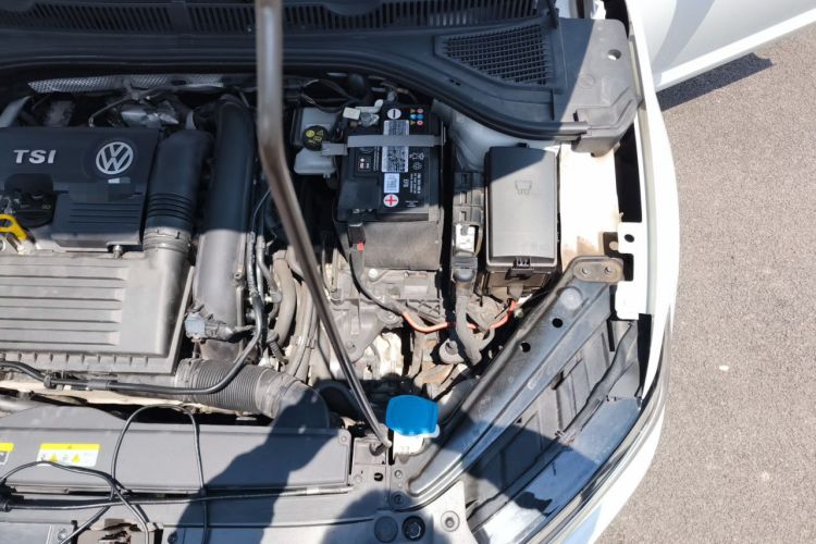 Used Volkswagen Sagitar 2020 200TSI DSG Comfort Version China VI Standard Engine Bay Left