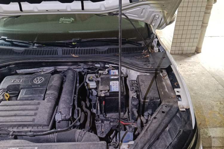 Used Volkswagen Sagitar 2020 200TSI DSG Comfort Version China VI Standard Engine Bay Left