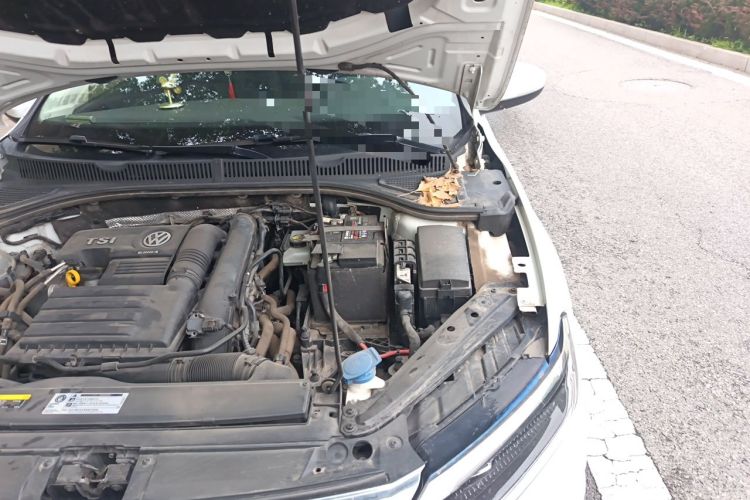 Used Volkswagen Sagitar 2020 200TSI DSG Comfort Version China VI Standard Engine Bay Left