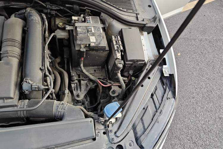 Used Volkswagen Sagitar 2020 280TSI DSG Comfort Version China VI Standard Engine Bay Left