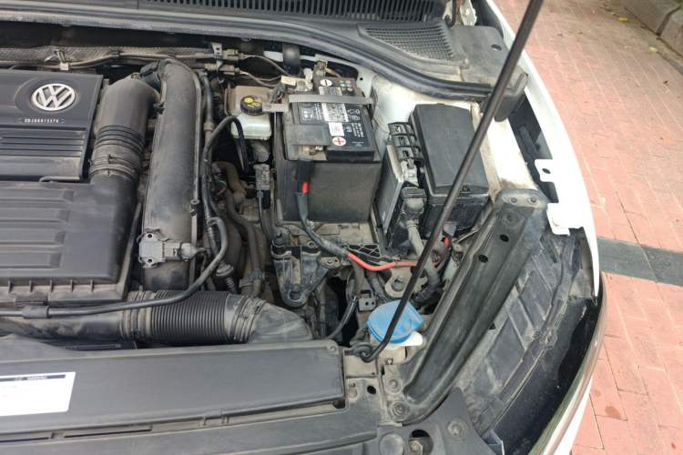 Used Volkswagen Sagitar 2020 280TSI DSG Comfort Version China VI Standard Engine Bay Left