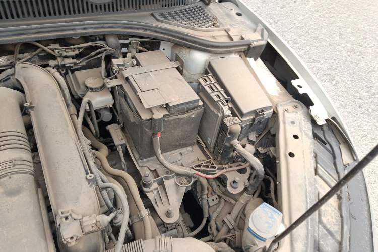 Used Volkswagen Sagitar 2020 280TSI DSG Comfort Version China VI Standard Engine Bay Left