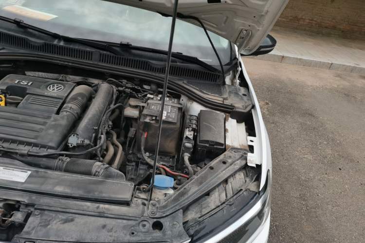 Used Volkswagen Sagitar 2020 200TSI DSG Comfort Version China VI Standard Engine Bay Left
