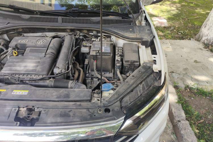 Used Volkswagen Sagitar 2020 280TSI DSG Comfort Version China VI Standard Engine Bay Left