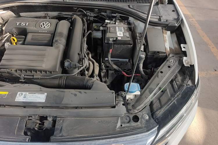 Used Volkswagen Sagitar 2020 280TSI DSG Comfort Version China VI Standard Engine Bay Left