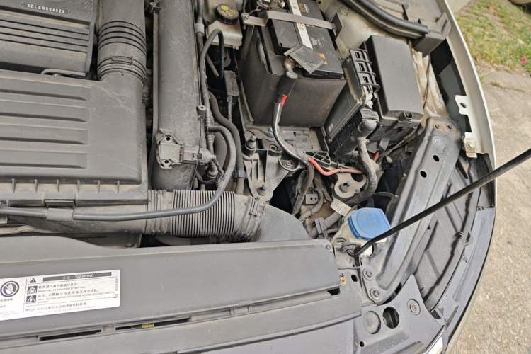Used Volkswagen Sagitar 2020 200TSI DSG Comfort Version China VI Standard Engine Bay Left