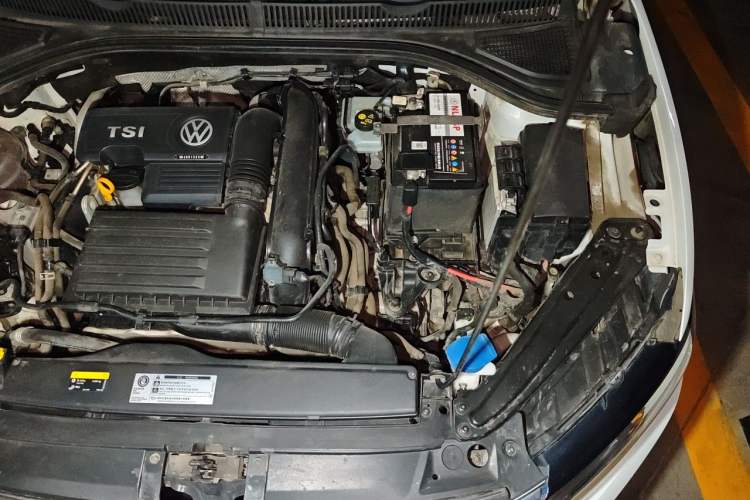 Used Volkswagen Sagitar 2020 280TSI DSG Comfort Version China VI Standard Engine Bay Left