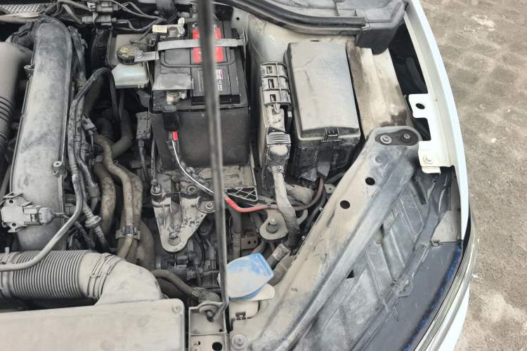Used Volkswagen Sagitar 2020 280TSI DSG Comfort Version China VI Standard Engine Bay Left