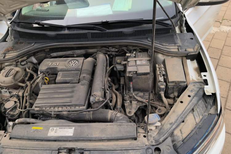 Used Volkswagen Sagitar 2020 280TSI DSG Comfort Version China VI Standard Engine Bay Left