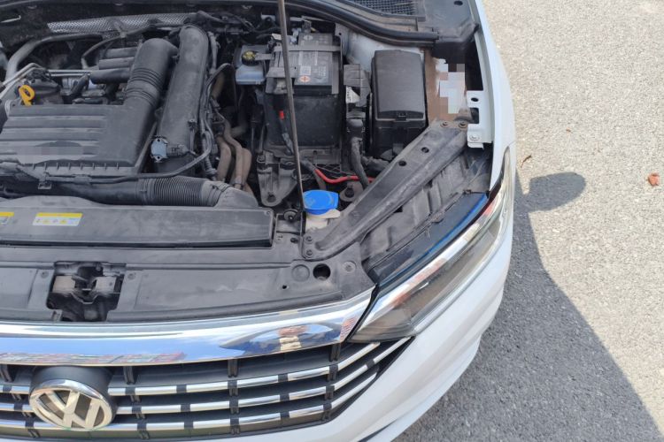 Used Volkswagen Sagitar 2020 280TSI DSG Comfort Version China VI Standard Engine Bay Left