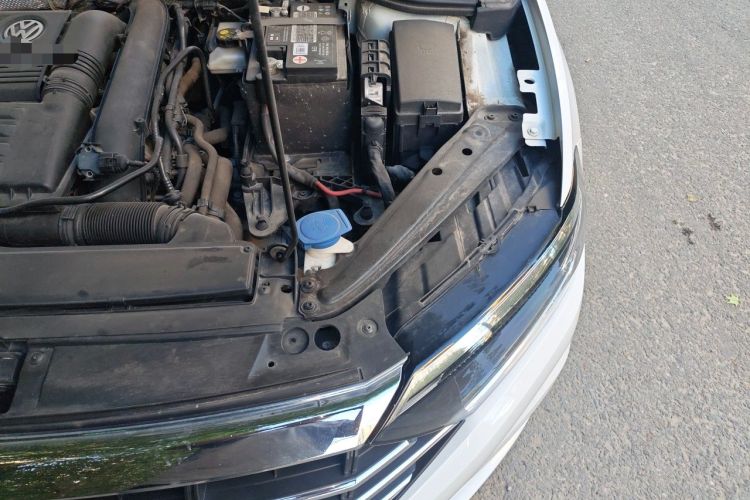 Used Volkswagen Sagitar 2020 280TSI DSG Comfort Version China VI Standard Engine Bay Left