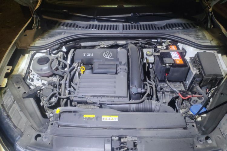Used Volkswagen Sagitar 2020 280TSI DSG Comfort Version China VI Standard Engine Bay