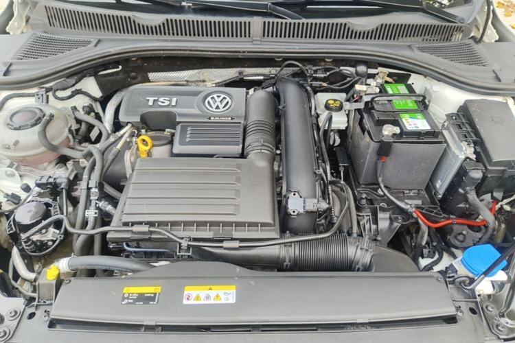 Used Volkswagen Sagitar 2020 280TSI DSG Comfort Version China VI Standard Engine Bay