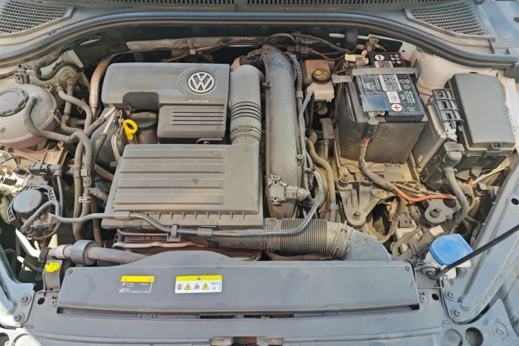 Used Volkswagen Sagitar 2020 200TSI DSG Comfort Version China VI Standard Engine Bay