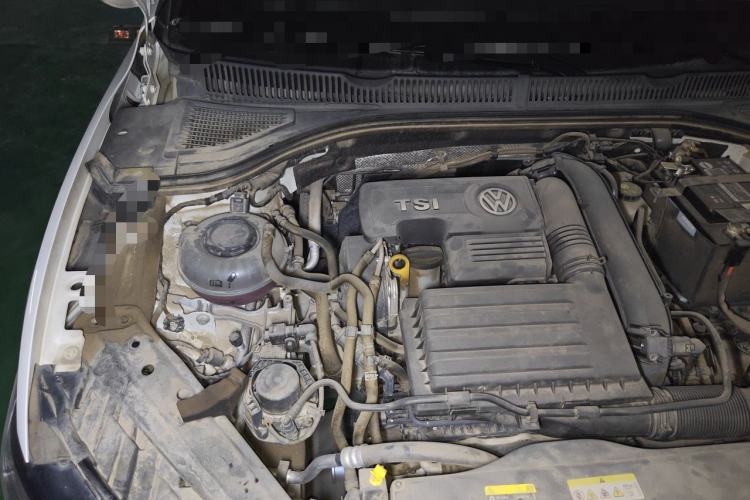 Used Volkswagen Sagitar 2020 280TSI DSG Comfort Version China VI Standard Engine Bay Right