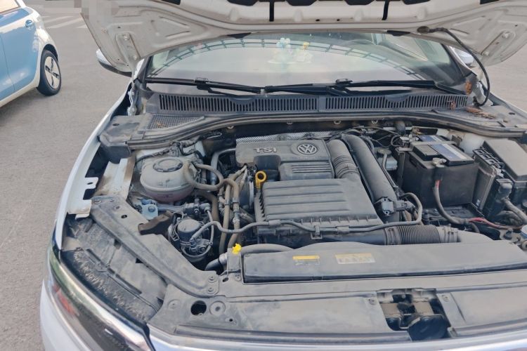 Used Volkswagen Sagitar 2020 280TSI DSG Comfort Version China VI Standard Engine Bay Right