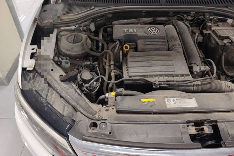 Used Volkswagen Sagitar 2020 200TSI DSG Comfort Version China VI Standard Engine Bay Right