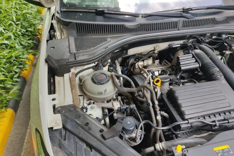 Used Volkswagen Sagitar 2020 280TSI DSG Comfort Version China VI Standard Engine Bay Right