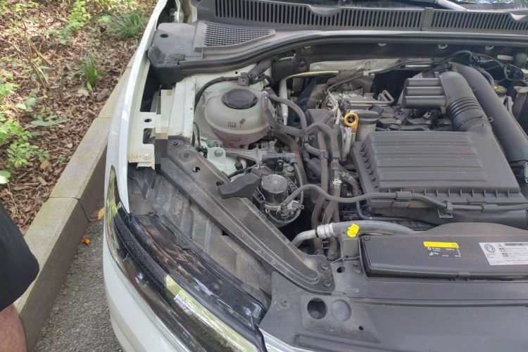 Used Volkswagen Sagitar 2020 280TSI DSG Comfort Version China VI Standard Engine Bay Right
