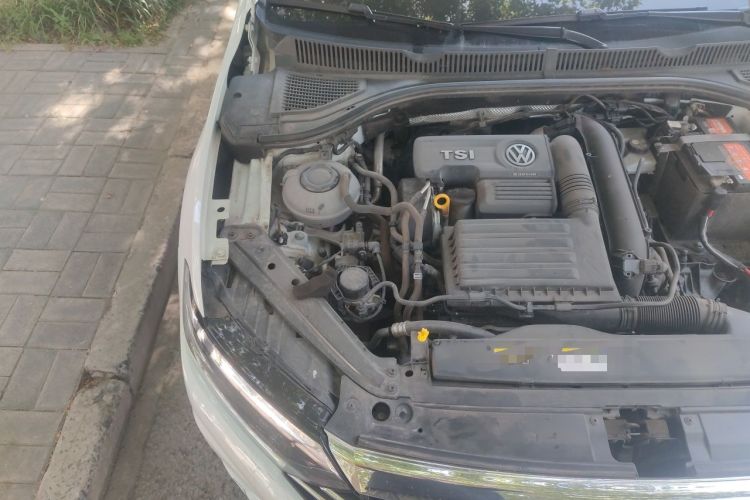 Used Volkswagen Sagitar 2020 280TSI DSG Comfort Version China VI Standard Engine Bay Right