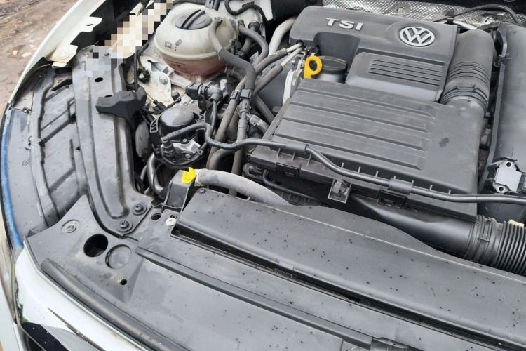 Used Volkswagen Sagitar 2020 280TSI DSG Comfort Version China VI Standard Engine Bay Right