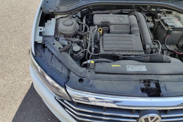 Used Volkswagen Sagitar 2020 280TSI DSG Comfort Version China VI Standard Engine Bay Right