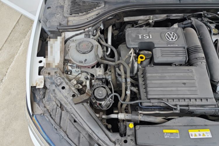 Used Volkswagen Sagitar 2020 200TSI DSG Comfort Version China VI Standard Engine Bay Right