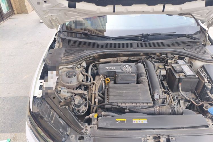 Used Volkswagen Sagitar 2020 200TSI DSG Comfort Version China VI Standard Engine Bay Right