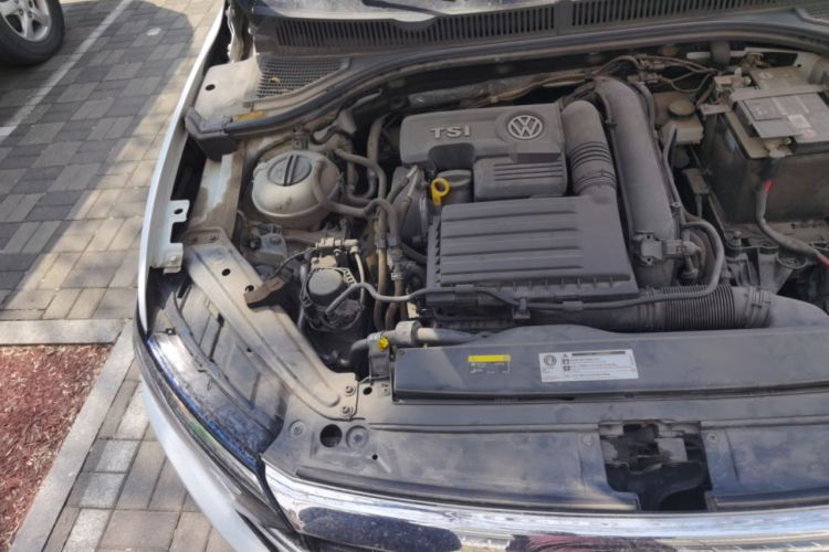 Used Volkswagen Sagitar 2020 200TSI DSG Comfort Version China VI Standard Engine Bay Right