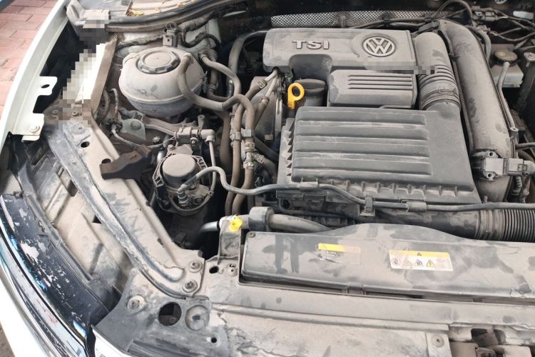 Used Volkswagen Sagitar 2020 200TSI DSG Comfort Version China VI Standard Engine Bay Right