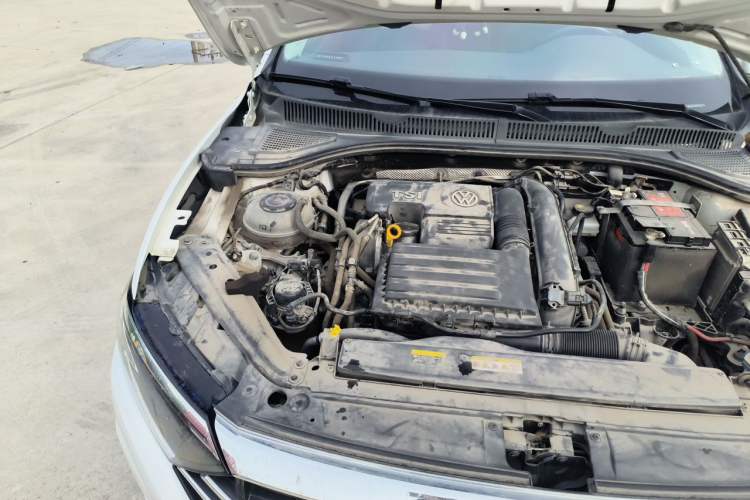Used Volkswagen Sagitar 2020 280TSI DSG Comfort Version China VI Standard Engine Bay Right