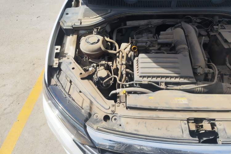 Used Volkswagen Sagitar 2020 280TSI DSG Comfort Version China VI Standard Engine Bay Right