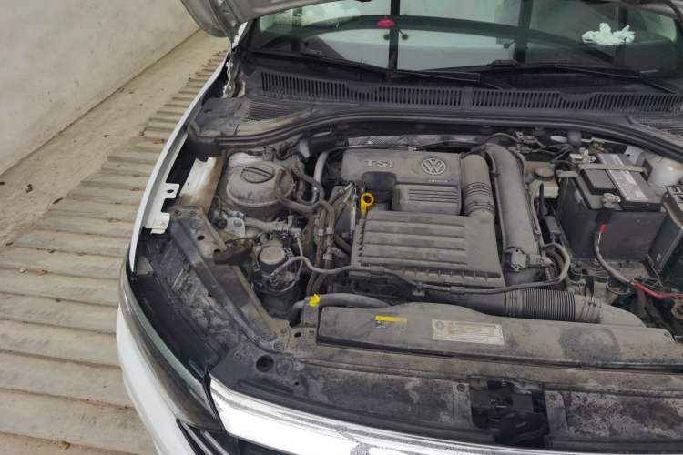 Used Volkswagen Sagitar 2020 280TSI DSG Comfort Version China VI Standard Engine Bay Right