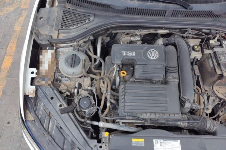 Used Volkswagen Sagitar 2020 280TSI DSG Luxury Version China VI Standard Engine Bay Right