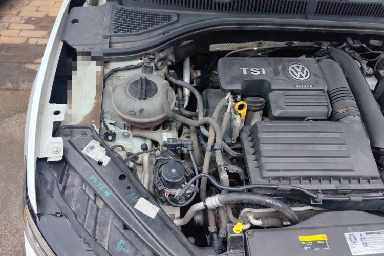 Used Volkswagen Sagitar 2020 280TSI DSG Comfort Version China VI Standard Engine Bay Right