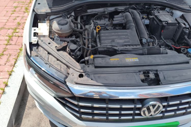 Used Volkswagen Sagitar 2020 280TSI DSG Comfort Version China VI Standard Engine Bay Right