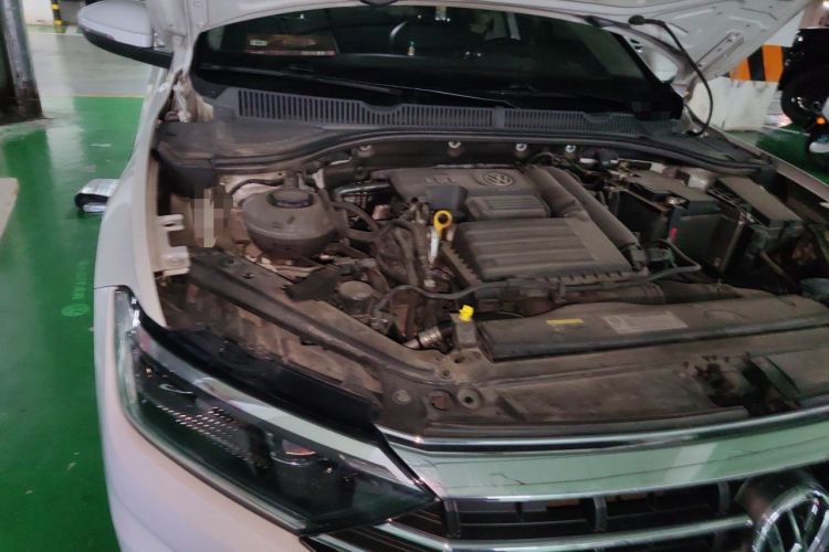 Used Volkswagen Sagitar 2020 280TSI DSG Comfort Version China VI Standard Engine Bay Right