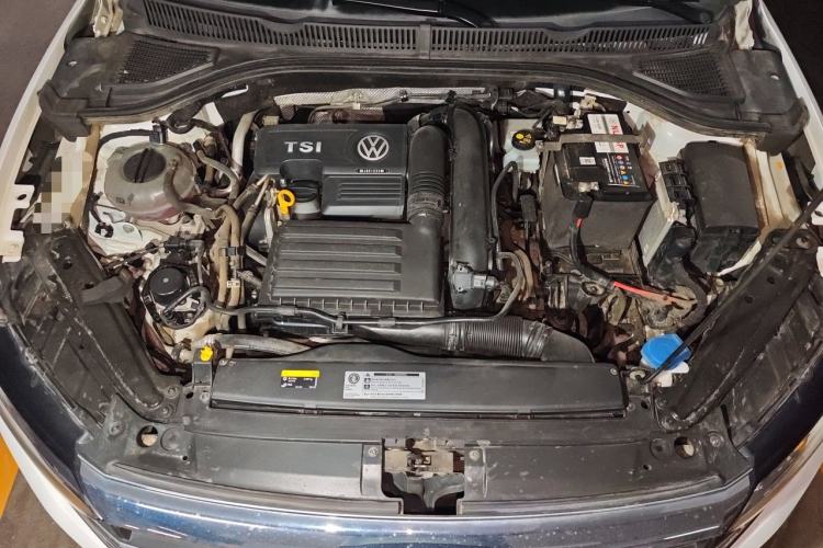 Used Volkswagen Sagitar 2020 280TSI DSG Comfort Version China VI Standard Engine Bay