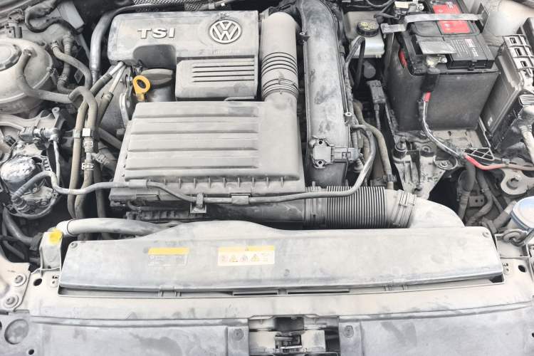 Used Volkswagen Sagitar 2020 280TSI DSG Comfort Version China VI Standard Engine Bay