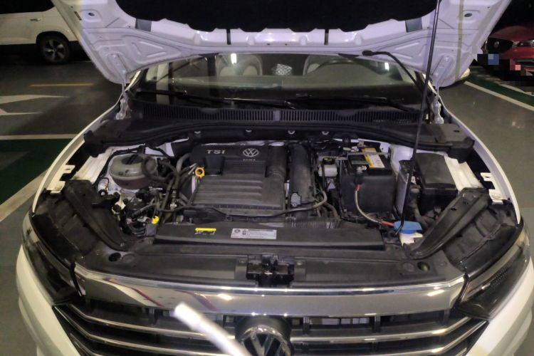 Used Volkswagen Sagitar 2020 280TSI DSG Comfort Version China VI Standard Engine Bay