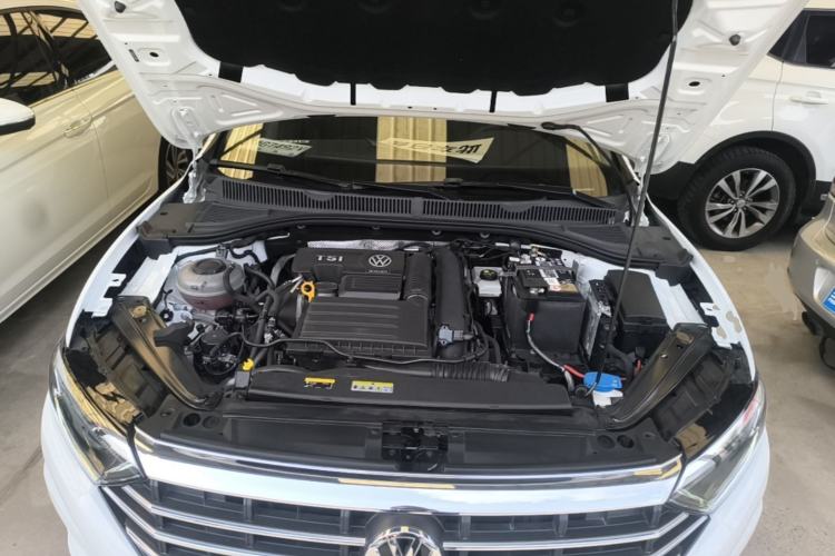 Used Volkswagen Sagitar 2020 280TSI DSG Comfort Version China VI Standard Engine Bay