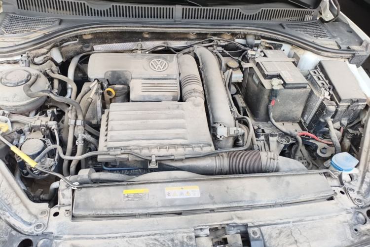 Used Volkswagen Sagitar 2020 200TSI DSG Comfort Version China VI Standard Engine Bay