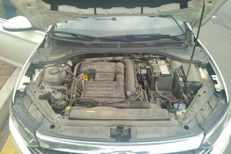 Used Volkswagen Sagitar 2020 280TSI DSG Comfort Version China VI Standard Engine Bay