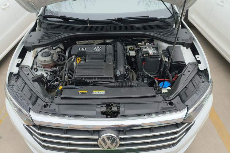 Used Volkswagen Sagitar 2020 280TSI DSG Comfort Version China VI Standard Engine Bay