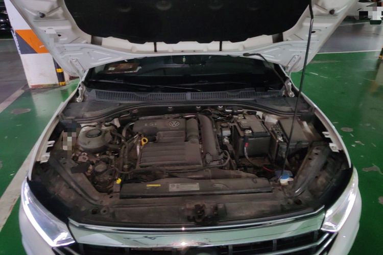 Used Volkswagen Sagitar 2020 280TSI DSG Comfort Version China VI Standard Engine Bay