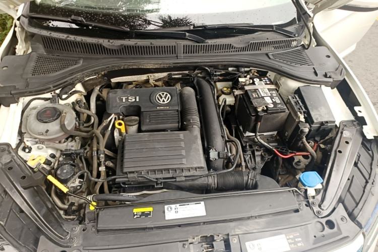 Used Volkswagen Sagitar 2020 280TSI DSG Comfort Version China VI Standard Engine Bay