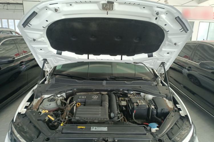 Used Volkswagen Sagitar 2020 280TSI DSG Comfort Version China VI Standard Engine Bay