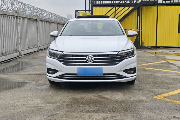 Used Volkswagen Sagitar 2020 200TSI DSG Comfort Version China VI Standard Exterior 1